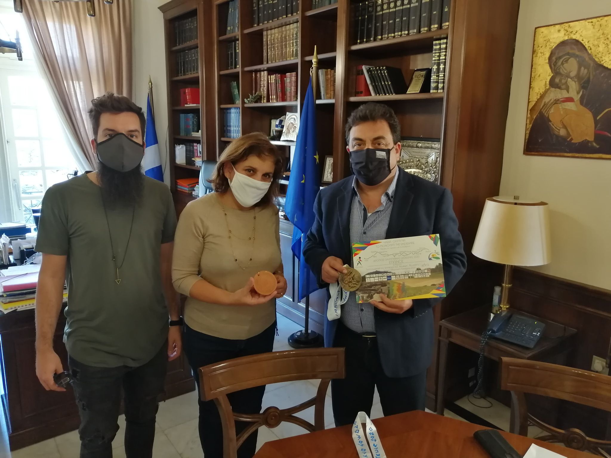 Επίσκεψη της κ.Σοφίας Χίντζιου-Κοντογιάννη στον δήμαρχο Πύργου κ.Παναγιώτη Αντωνακόπουλο.